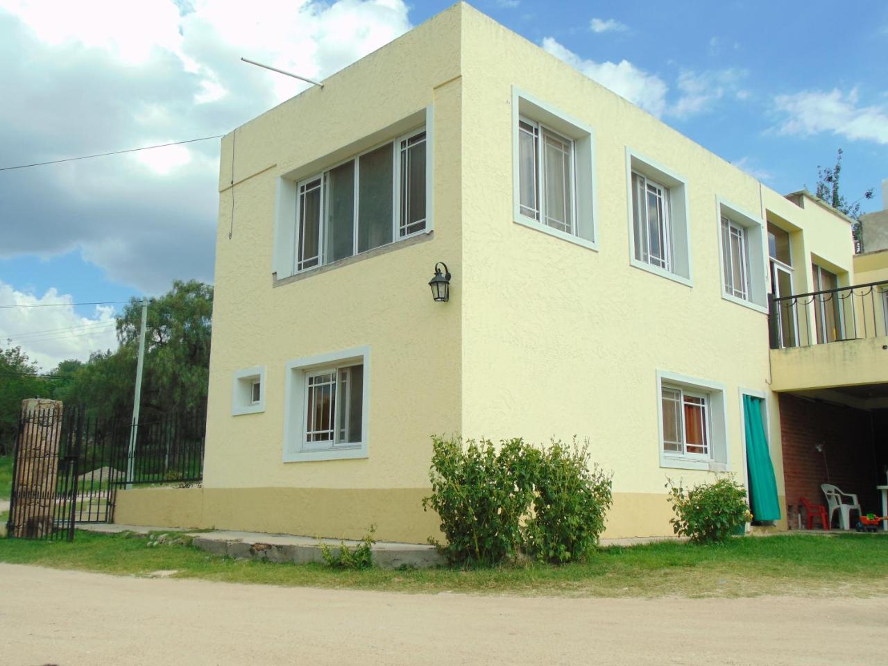 Hosteria Aguas Claras Mina Clavero Ngoại thất bức ảnh